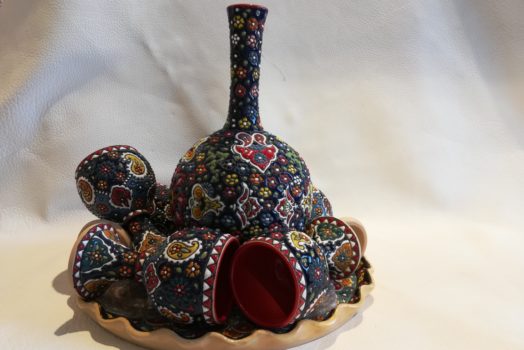 http://www.galerie-shirazi.com/wp-content/uploads/2020/09/Galerie-Shirazi_Pau_artisanat-persan_magasin-1-524x350.jpg