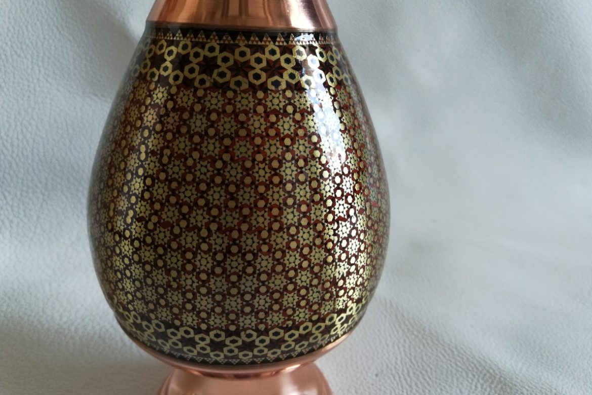 Vase en émail de cuivre - France