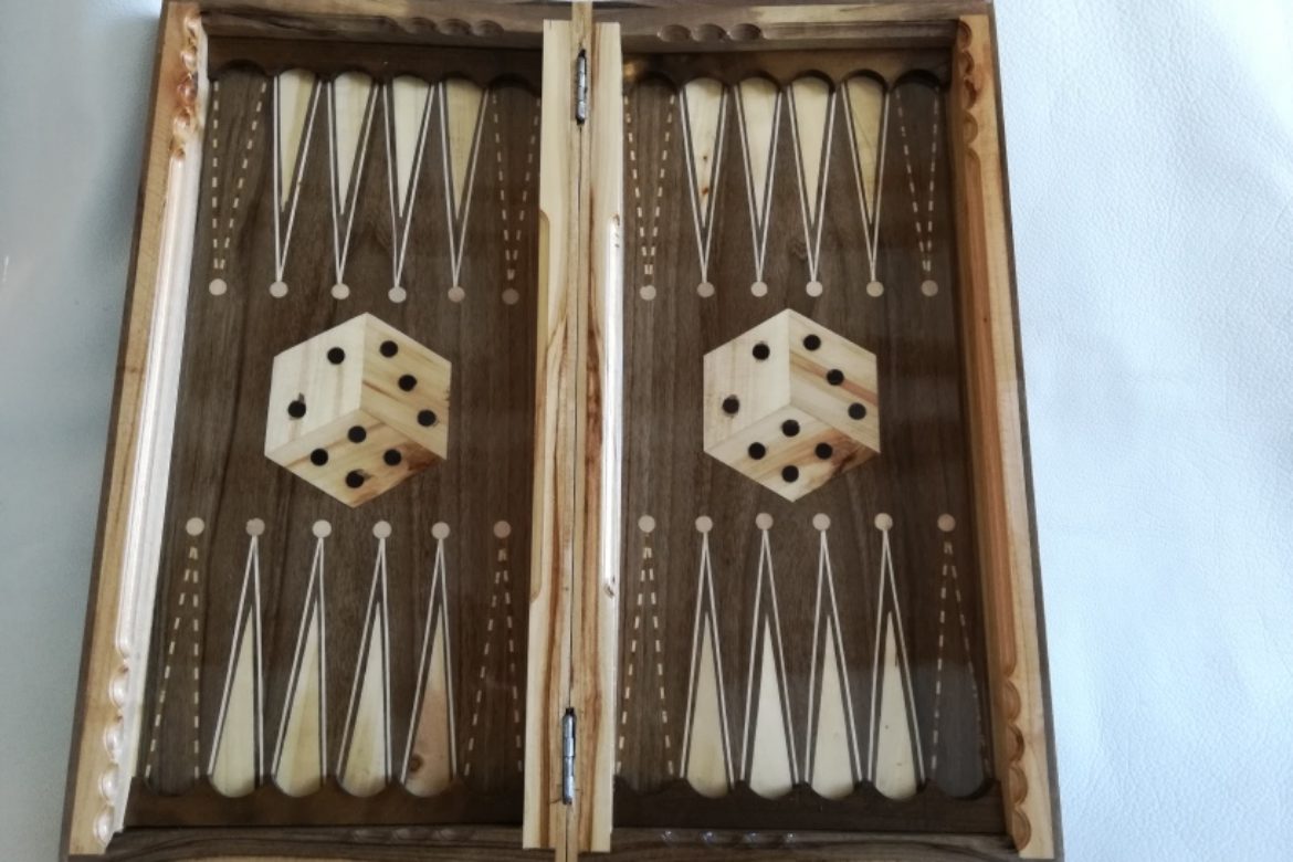 Galerie Shirazi_Pau_Backgammon_échecs_Raana