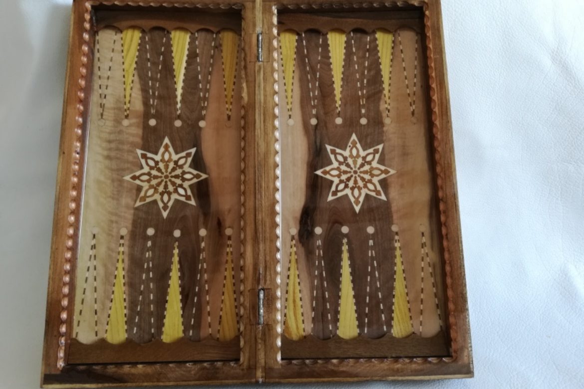 Galerie Shirazi_Pau_Backgammon_échecs_Setareh