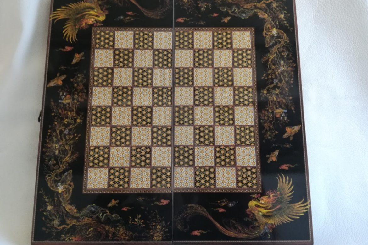 Galerie Shirazi_Pau_Backgammon_échecs_Zohreh.1
