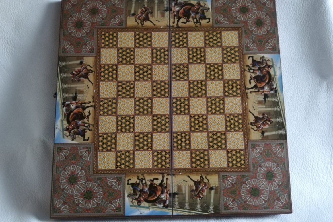 Galerie Shirazi_Pau_Backgammon Mehr.3