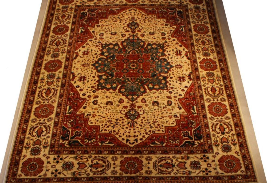 Galerie Shirazi_Pau_Tapis Ariana_218053