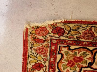 http://www.galerie-shirazi.com/wp-content/uploads/2022/03/Galerie-Shirazi_Pau_restauration-tapis1-400x300.jpeg