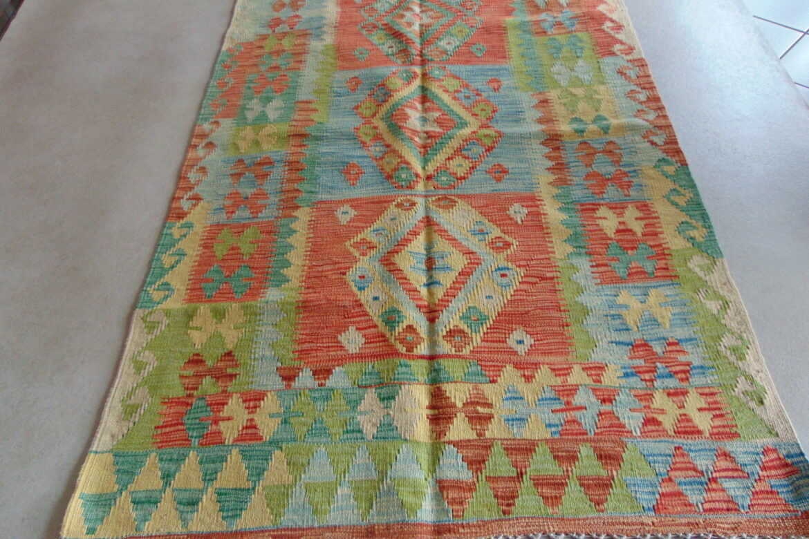 Galerie Shirazi_Pau_Kilim 00118695-2