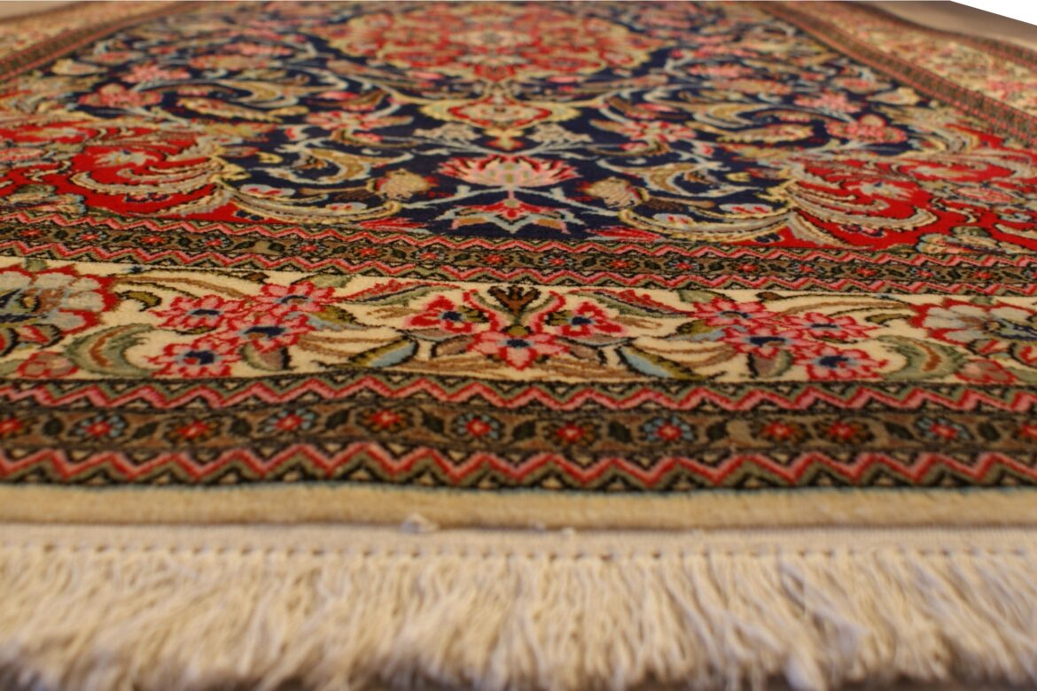 Galerie Shirazi_Pau_tapis Ghom 2_8792R